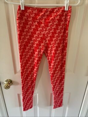 LuLaRoe Red Cupid Print Leggings